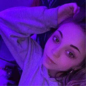 Meet your Posher, Ella